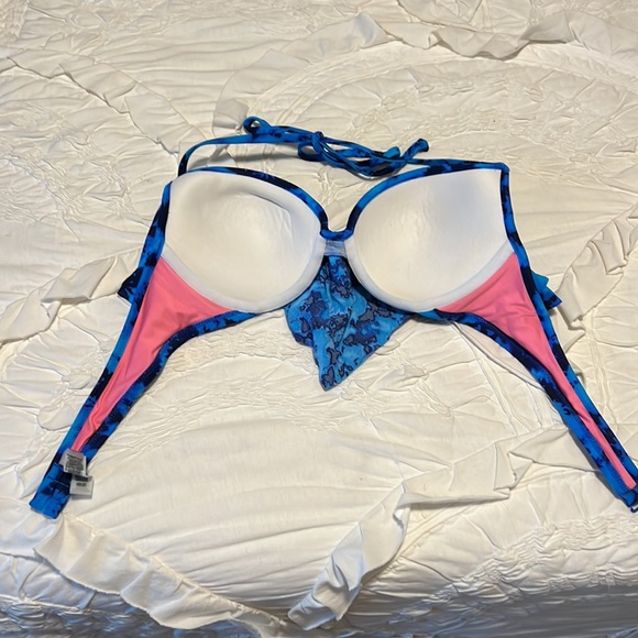 VS PINK FLOUNCE PUSH-UP BIKINI TOP - Picture 4 of 6